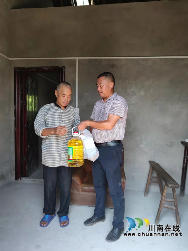 泸县云龙镇：躬耕为民办实事，群众冷暖记心间(图2)