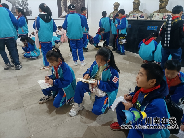 纳溪区天仙镇中心小学开展《铭记历史》研学旅行(图3) 纳溪区天仙镇中心小学开展《铭记历史》研学旅行(图3)