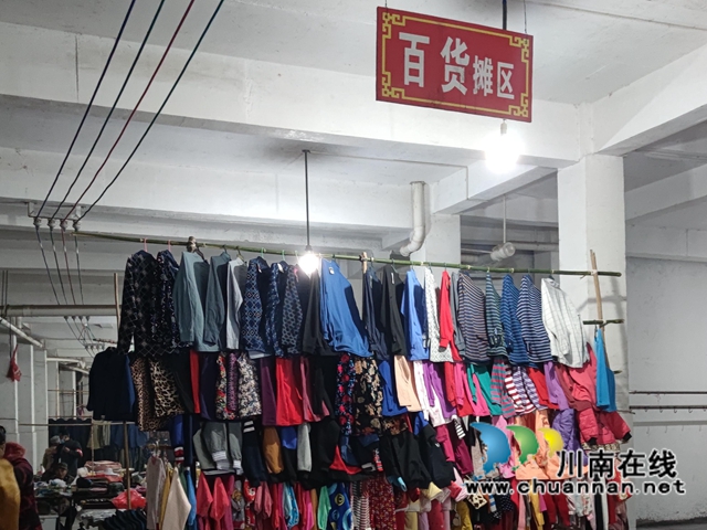 泸县百和镇：流商归市，坐商归店，群众直点赞(图2)