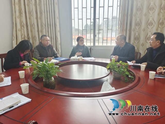 泸县人大常委会副主任人选罗晓玲到立石镇督导巩固脱贫成果后评估工作(图1) 泸县人大常委会副主任人选罗晓玲到立石镇督导巩固脱贫成果后评估工作(图1)