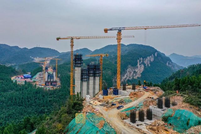 航拍带你看山里的大项目,这条出川新通道建设正酣(图4) 航拍带你看山里的大项目,这条出川新通道建设正酣(图4)