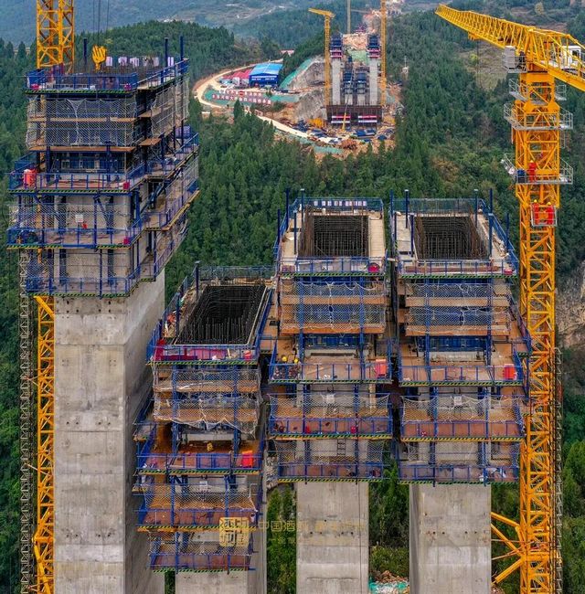 航拍带你看山里的大项目,这条出川新通道建设正酣(图3) 航拍带你看山里的大项目,这条出川新通道建设正酣(图3)