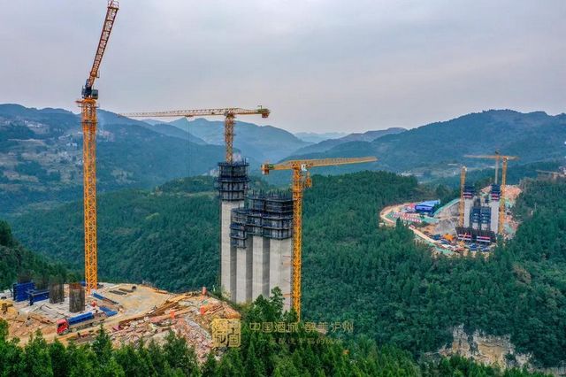 航拍带你看山里的大项目,这条出川新通道建设正酣(图8) 航拍带你看山里的大项目,这条出川新通道建设正酣(图8)