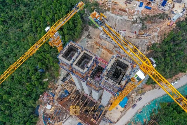 航拍带你看山里的大项目,这条出川新通道建设正酣(图10) 航拍带你看山里的大项目,这条出川新通道建设正酣(图10)