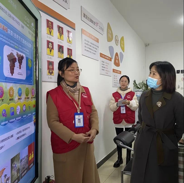 江阳区南城街道社工站接受省民政厅关于首批社工站建设调研(图4)