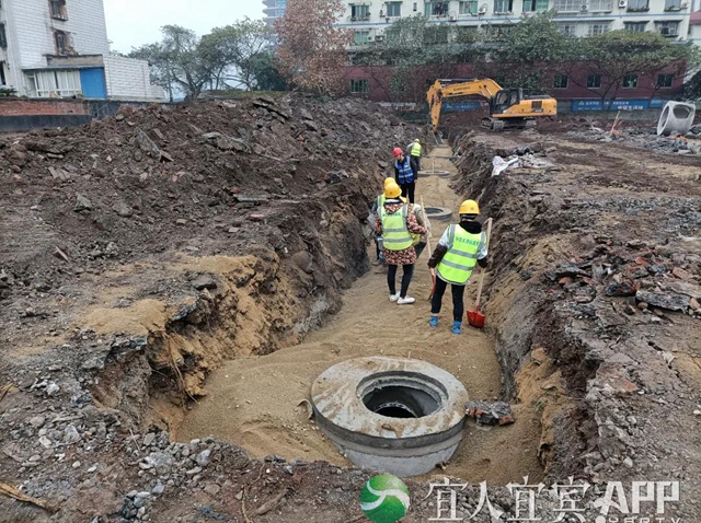 宜宾南岸东区最大室外停车场预计明年1月完工(图3)