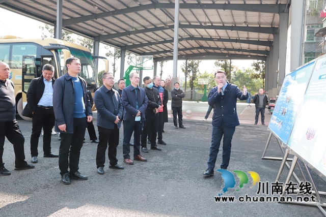 资阳市委组织部、临空经济区赴泸县云龙镇考察交流(图1)