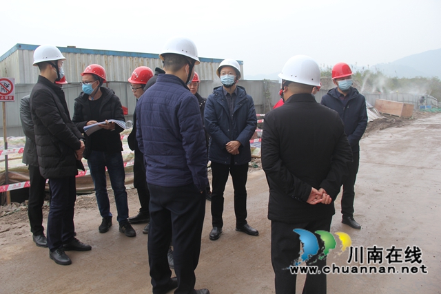 泸县县委常委、副县长刘利军督导城镇燃气安全工作(图1)