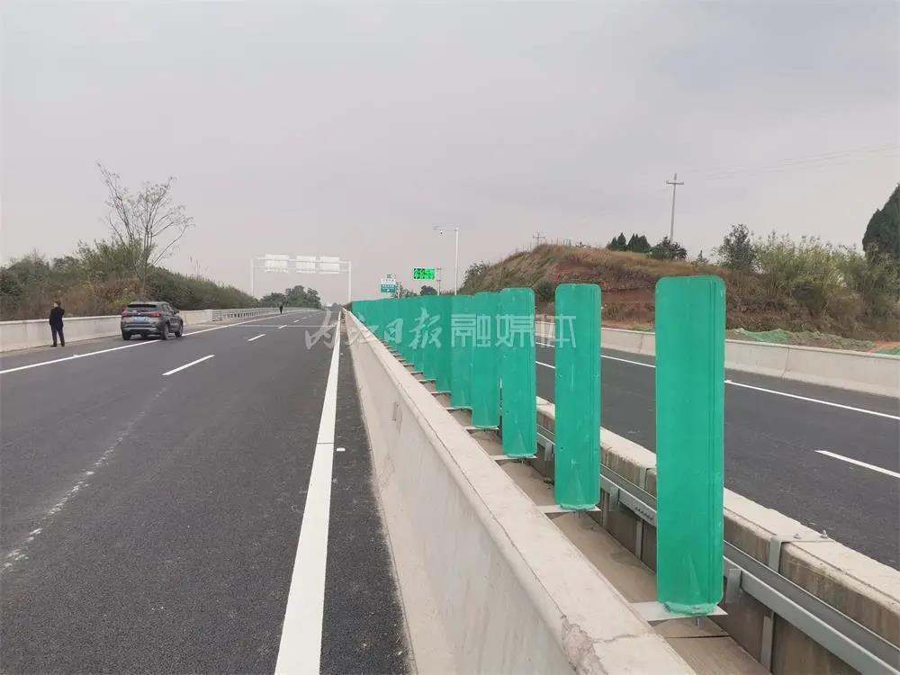 终于等到你！内江绕城高速本月底将建成通车(图1)