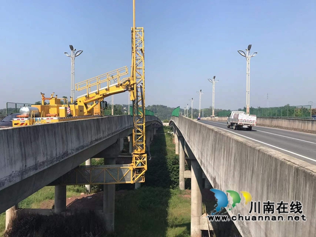泸县：开展市政桥梁检测，守护城市运行安全(图1)