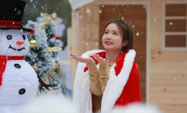 哇!秒变童话世界!内江这里“下雪”啦!(图2) 哇!秒变童话世界!内江这里“下雪”啦!(图2)