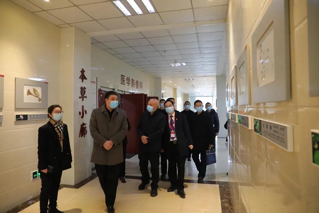 合江县中医医院接受泸州市“十百千”工程项目调研(图3)