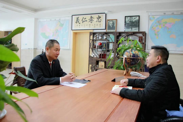 江阳法院执行局“点对点”向人大代表报告执行工作(图1)