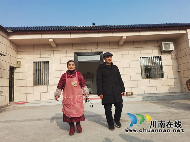 震后一百天 泸县灾民安居梦逐渐变为现实(图1) 震后一百天 泸县灾民安居梦逐渐变为现实(图1)