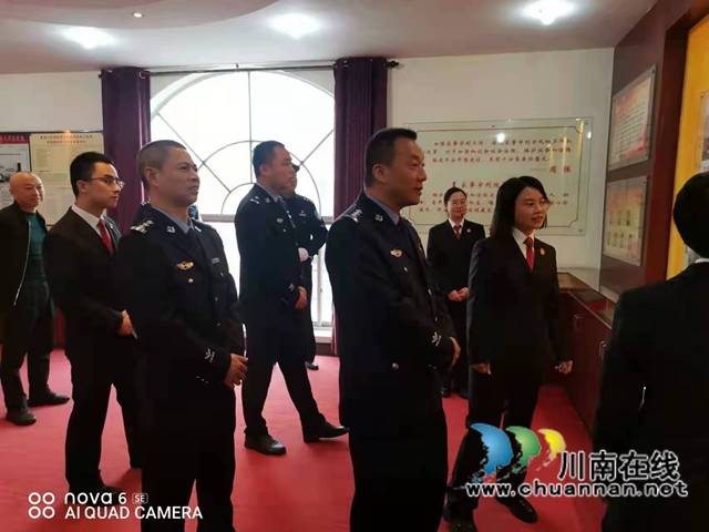四川省法院法警总队到纳溪区法院检查指导司法警务工作(图1)