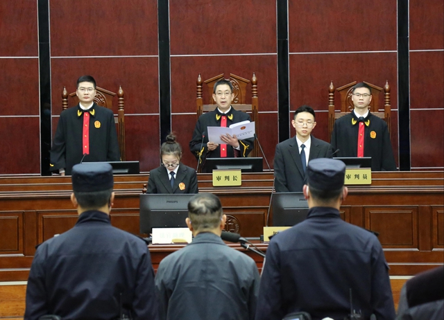 受贿2119万侵吞28万，省医院原党委书记李元峰被判11年半