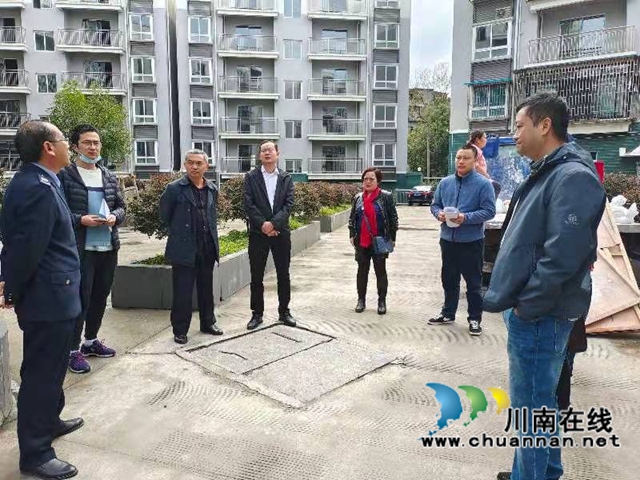 纳溪区自然资源和规划分局切实解决群众办证难问题(图1)