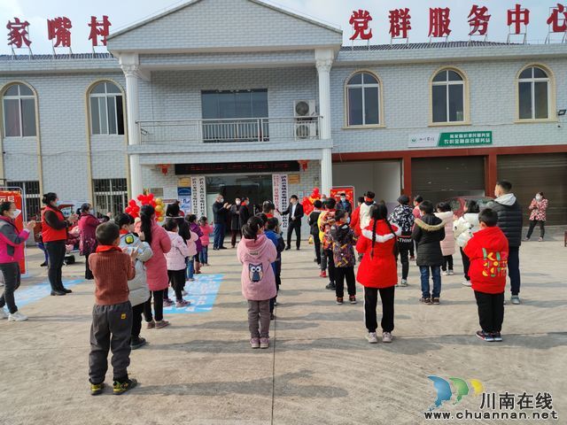 泸县云龙镇开展“欢庆元旦·文明云龙”主题志愿服务活动(图3) nEO_IMG_IMG_5472.jpg