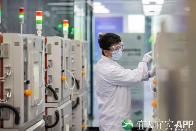 中省媒体科技探营宜宾,聚焦动力电池“1+6”产业生态圈(图7) nEO_IMG_7.jpg