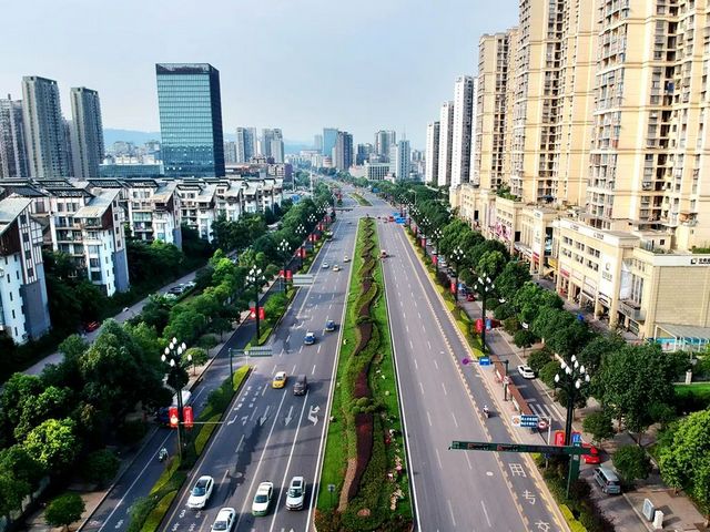 持续升温!宜宾重卡驶入“低碳时代”(图10) nEO_IMG_10.jpg