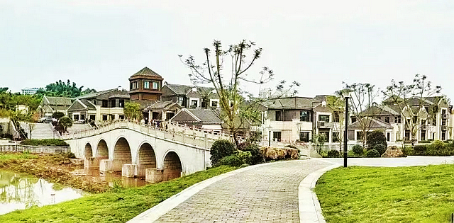 五一假期,搭乘舒适便捷的泸州公交去逛公园吧(图5) nEO_IMG_5.jpg