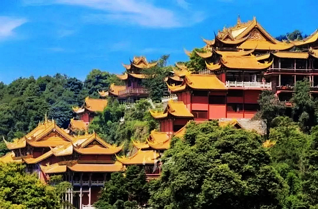 五一假期,搭乘舒适便捷的泸州公交去逛公园吧(图13) nEO_IMG_13.jpg