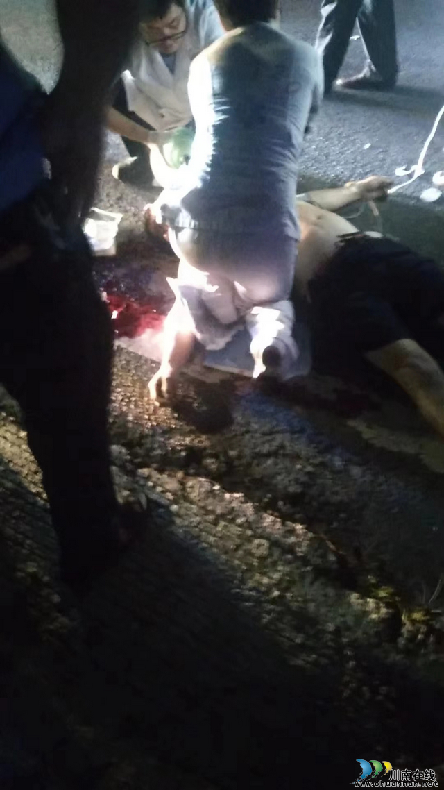 【突发】路遇车祸,护士小姐姐挺身而出(图2) 微信图片_20230903085815.jpg