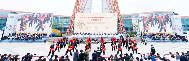 精彩!泸州雨坛彩龙惊艳亮相第八届中国成都国际非物质文化遗产节(图1) nEO_IMG_1.jpg
