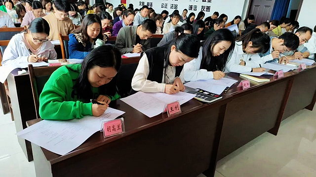 龙马潭区教育体育系统2023年入党积极分子培训班圆满结束(图6) nEO_IMG_6.jpg