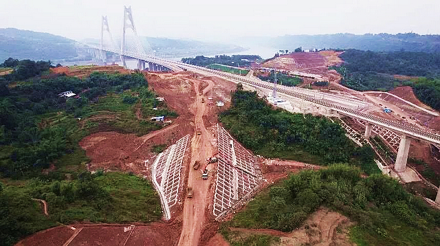 完成70%！川南城际铁路宜宾临港长江大桥南连接线最新进展来了！