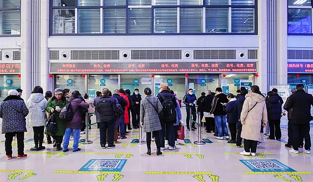 复诊省钱又省心,解决请假看病困难,西南医大附院改善措施挺多!(图2) nEO_IMG_2.jpg